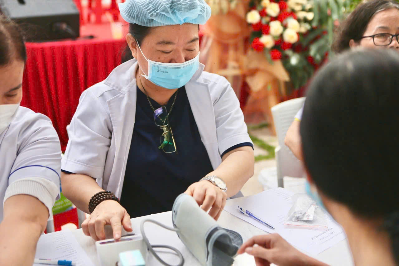 Dịch Vụ Truyền Dịch Uy Tín Tại Phường Sài Gòn | An Toàn, Nhanh Chóng 4 truyền dịch tại nhà